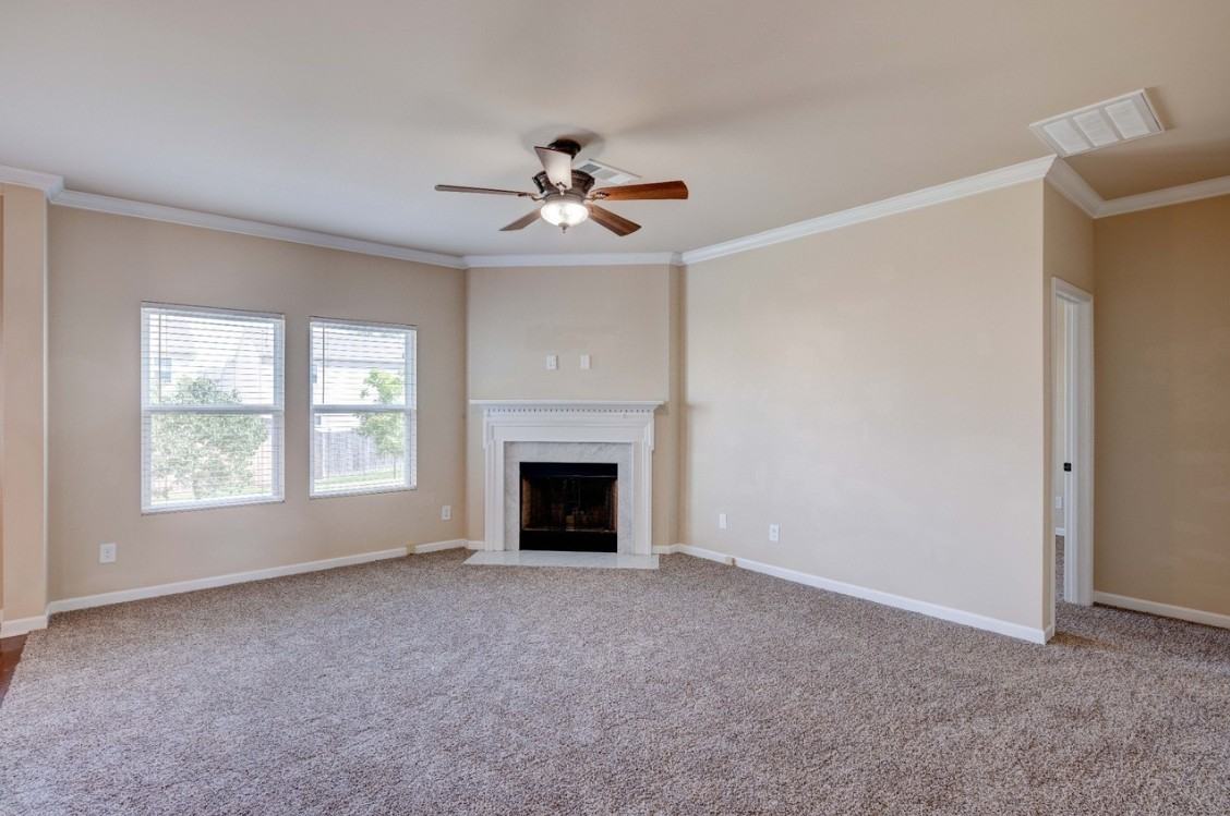 654 Pemberton Dr #1 - Photo 5 of 12