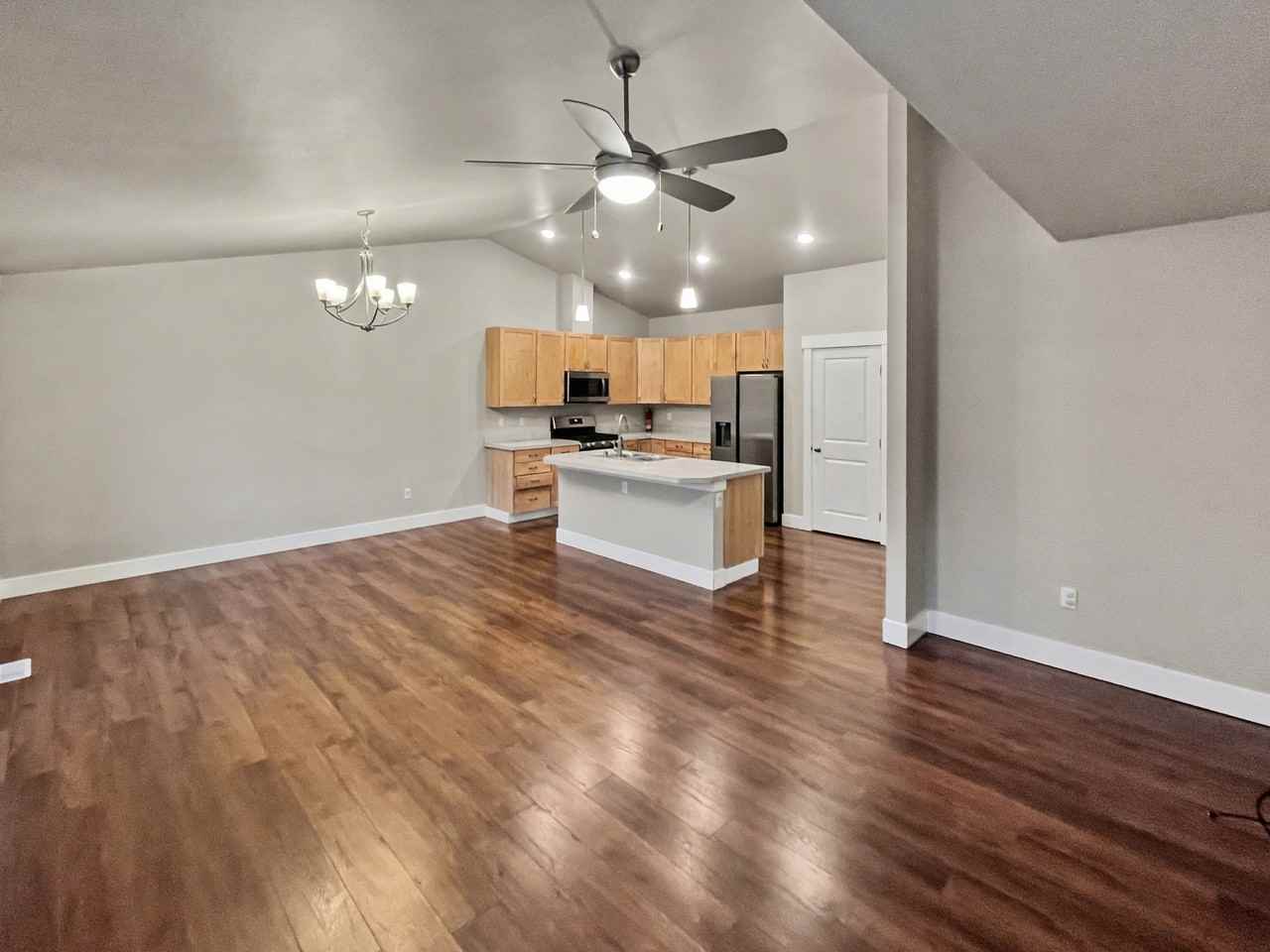 20110 Eagles Nest Ct #1 - Photo 2 of 10