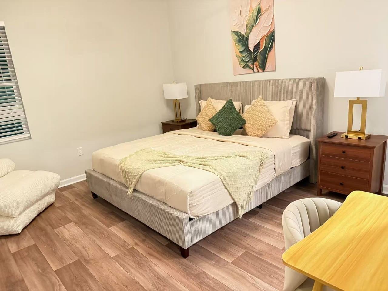 1371 Speedway St #1 - Photo 6 of 10