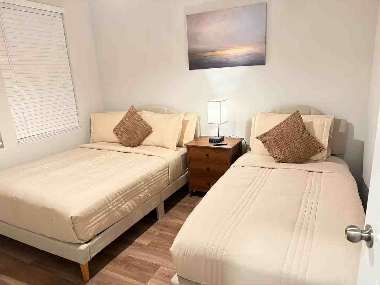 1371 Speedway St #1 - Photo 7 of 10