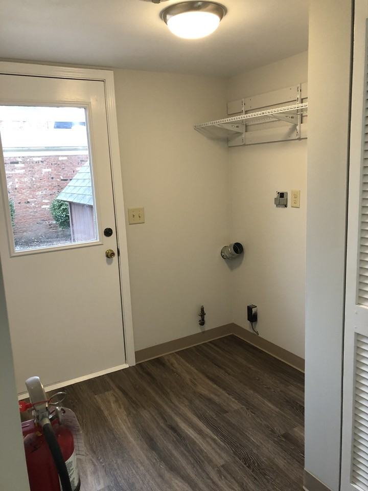 33393 Electric Blvd #D3 - Photo 6 of 17