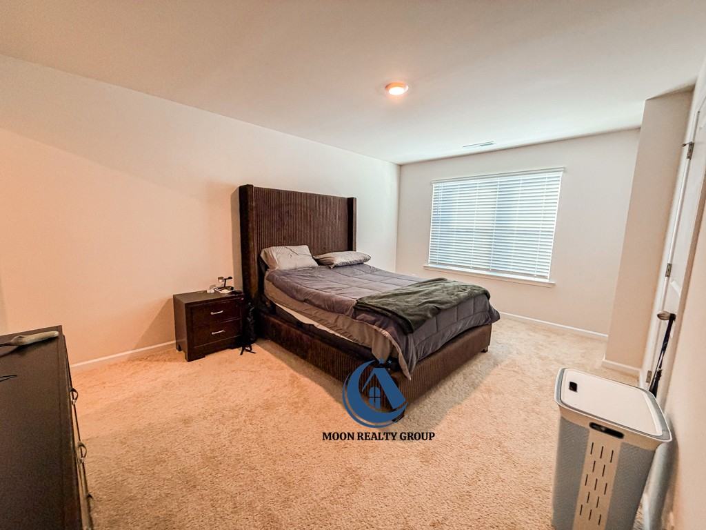 119 Seymour Village Dr #1 - Photo 6 of 12