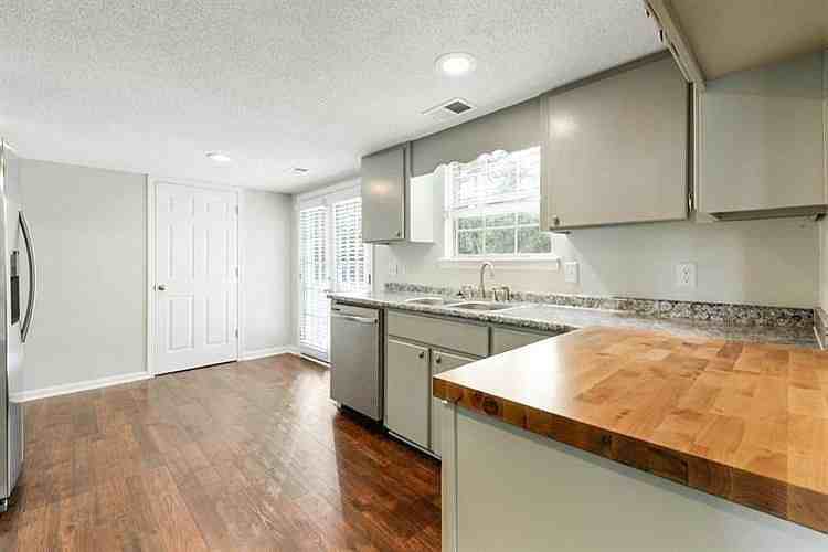 45 Pointer Ct - Photo 3 of 7