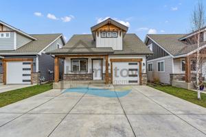 featured image of 1358 N Sadee Ln