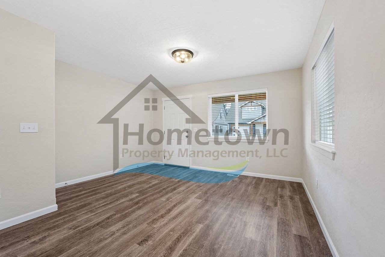 1358 N Sadee Ln - Photo 6 of 29