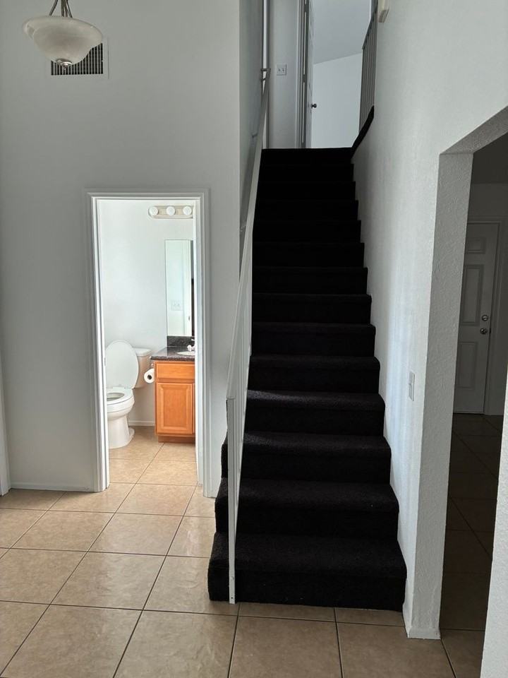 6105 Orchard Grove Way - Photo 5 of 20