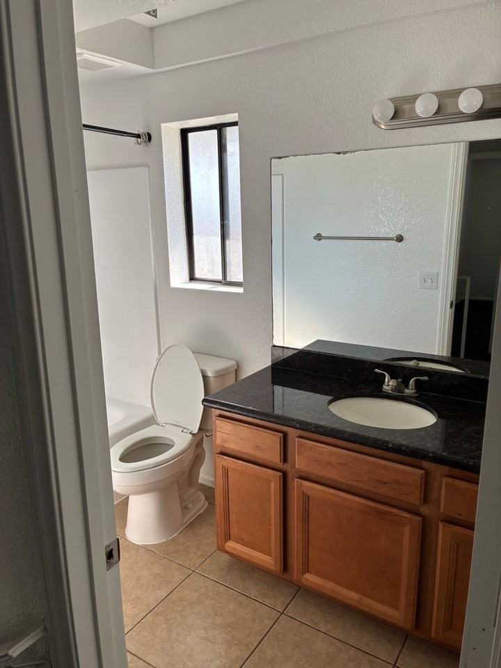 6105 Orchard Grove Way - Photo 7 of 20