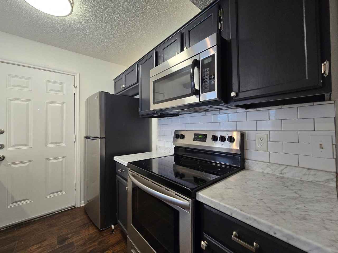 2313 Lazy Ridge Dr - Photo 5 of 23