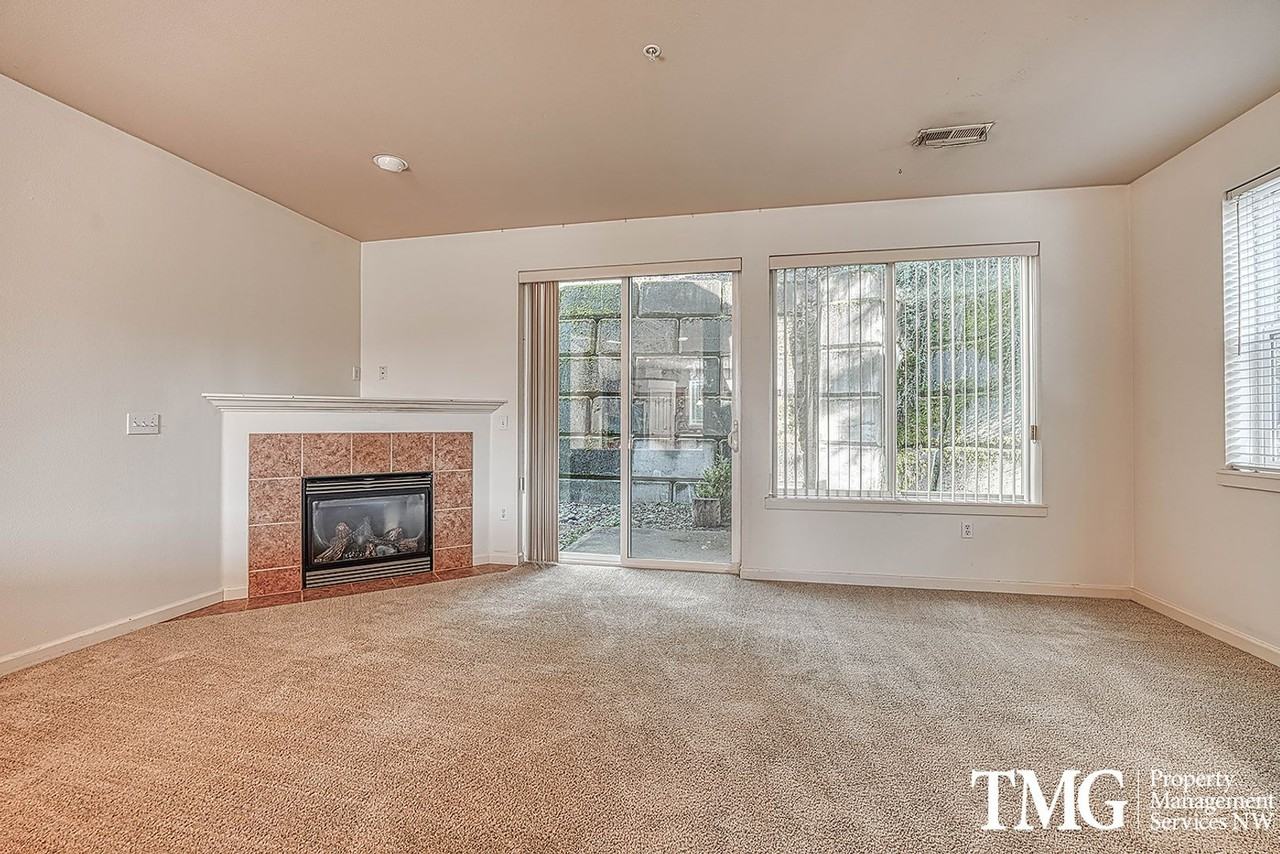 2226 Ne 141st Way - Photo 2 of 28