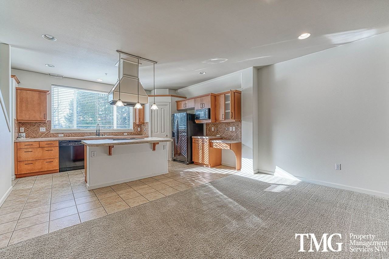 2226 Ne 141st Way - Photo 6 of 28