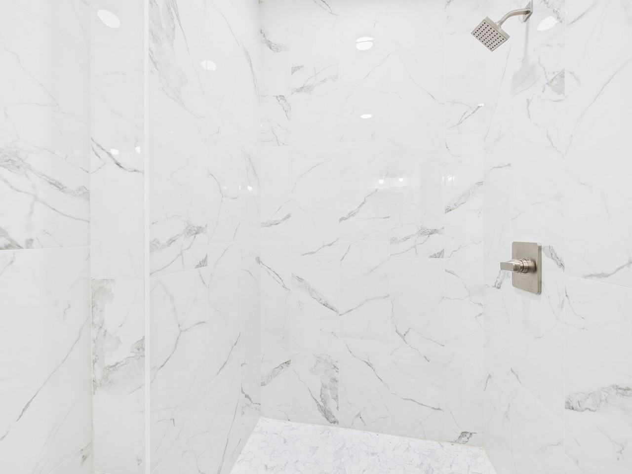 1304 N 19th St - Photo 3 of 13