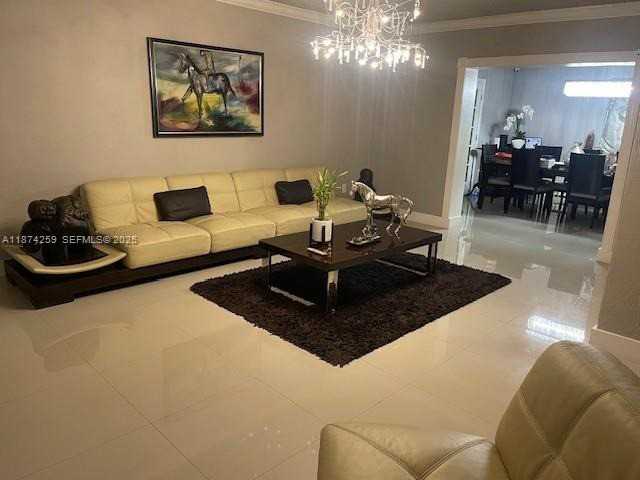 2701 SW 79th Ct - Photo 4 of 11