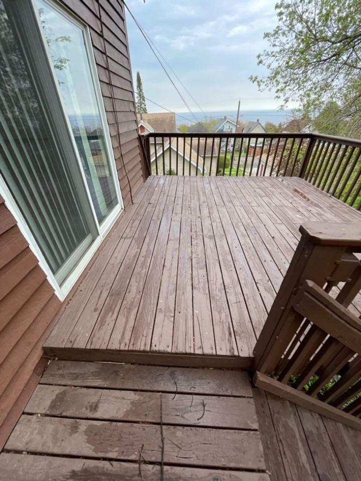 1232 E 7th St - Photo 3 of 25