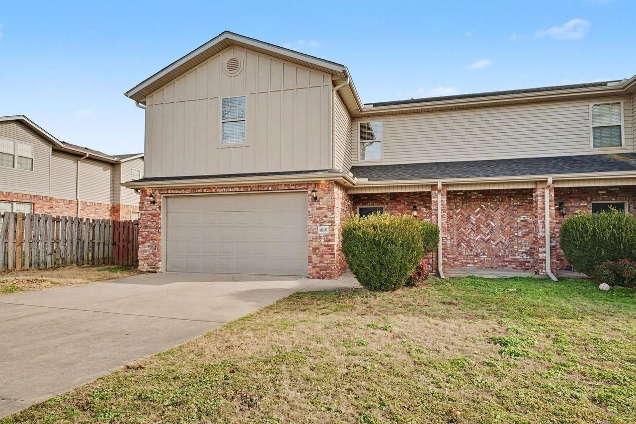 1610 Oakwood Ave - Photo 2 of 27