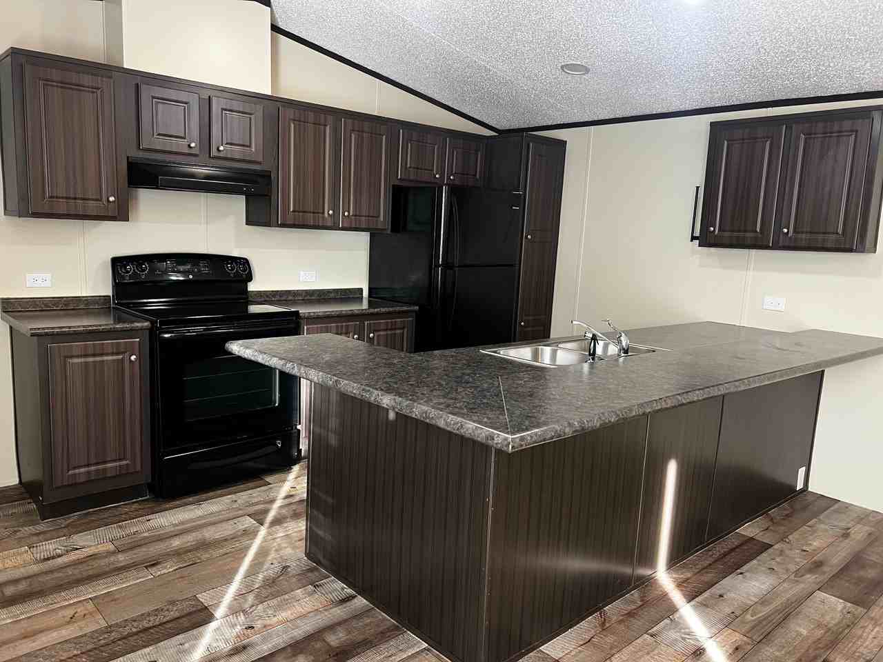 709 N Collins Fwy #263 - Photo 5 of 22