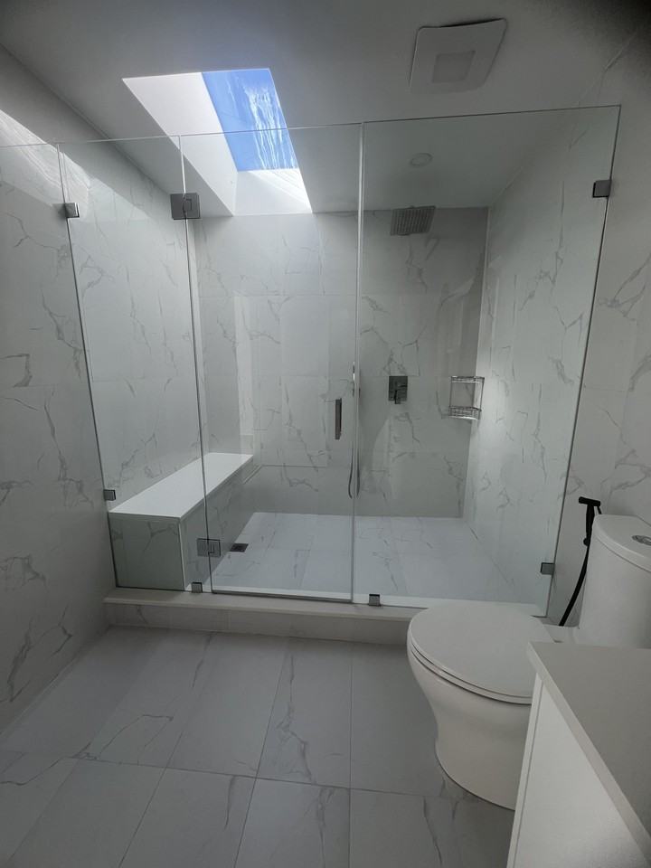 775 King Georges Way - Photo 7 of 16