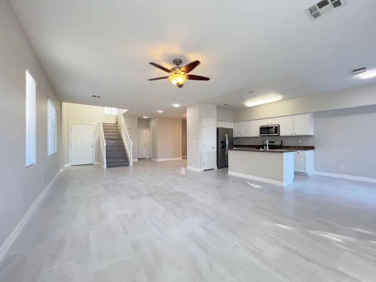 7928 Dexter Falls St - Photo 7 of 34