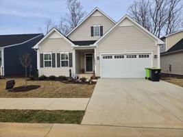 featured image of 211 Woodcreek Rd