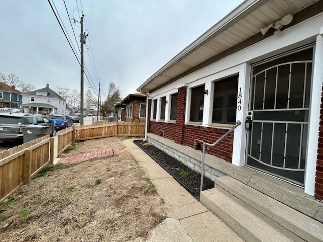 1840 W Maryland St - Photo 5 of 26