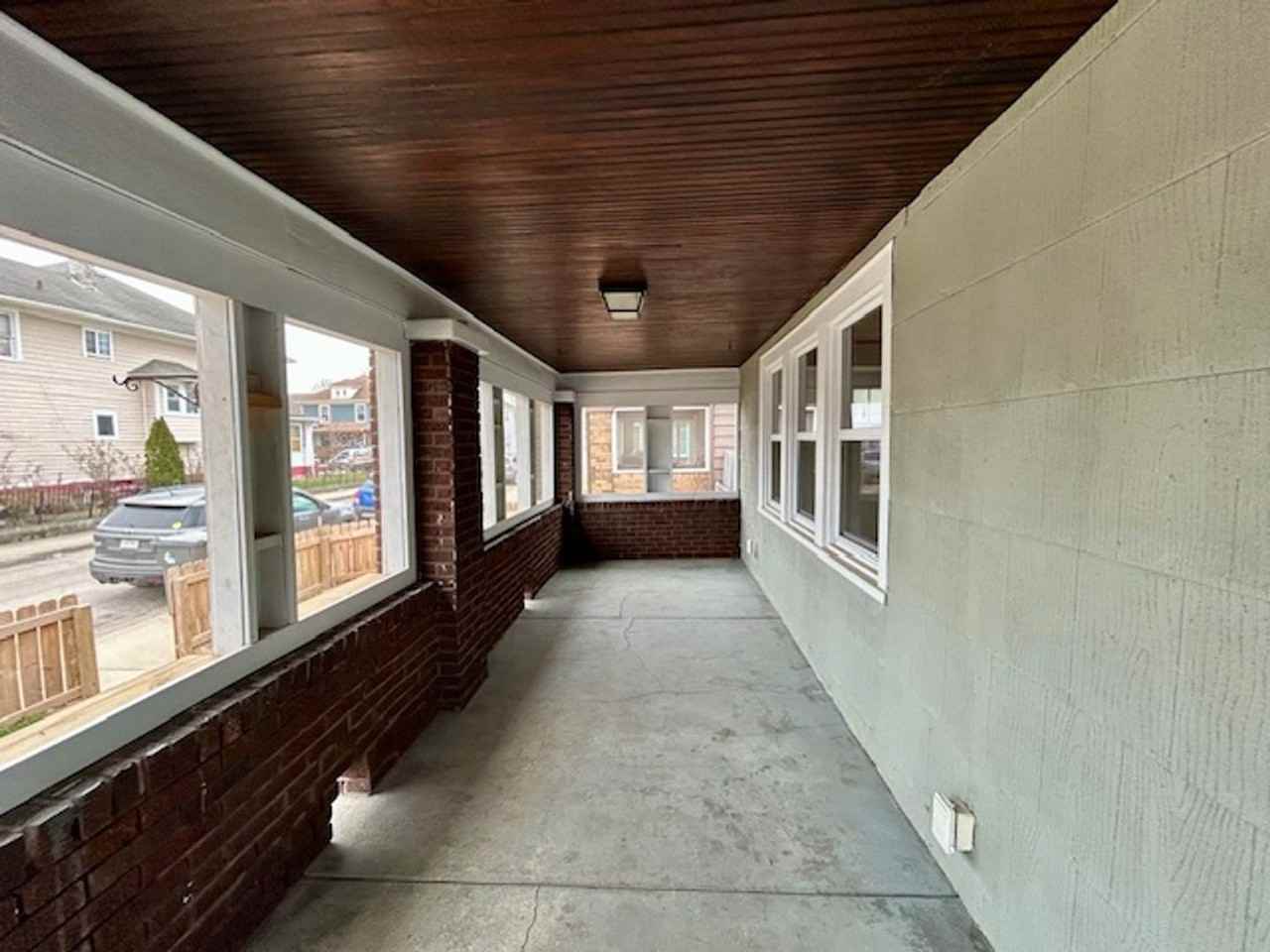 1840 W Maryland St - Photo 7 of 26