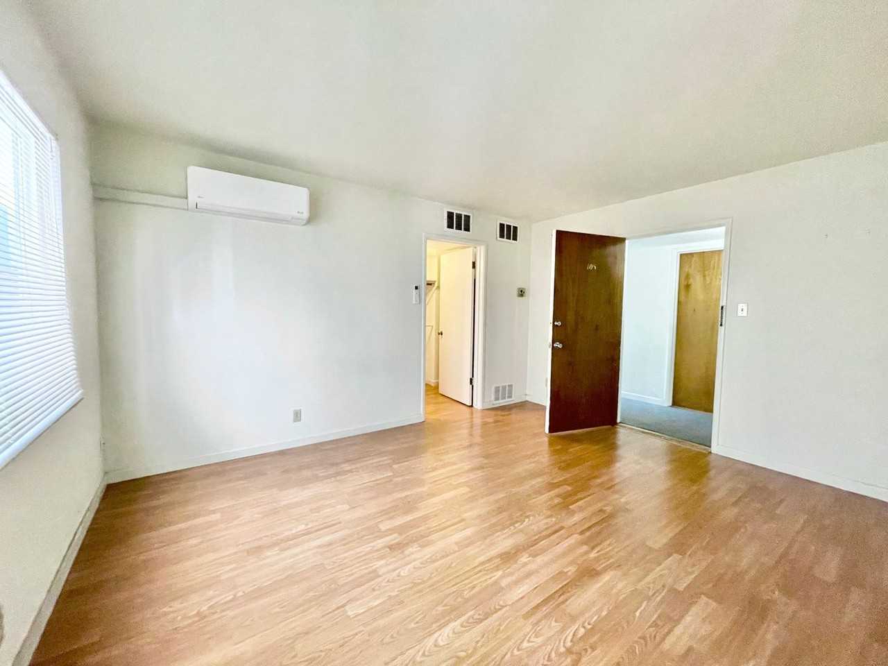 1818 N Street - Photo 5 of 15