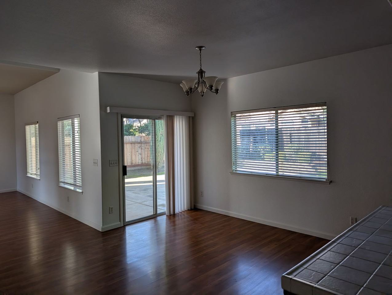 1090 E Royal Dornoch Ave - Photo 4 of 24