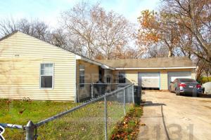 featured image of 905 Estelle Ave