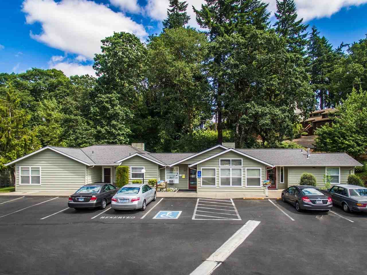 Ripplingbrook Terrace - Photo 3 of 21