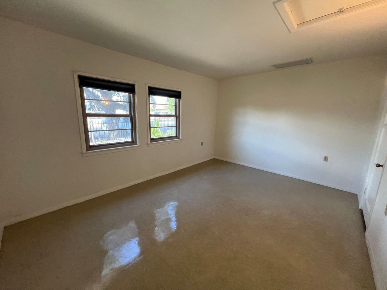 Sun Valley Duplex - Photo 7 of 31