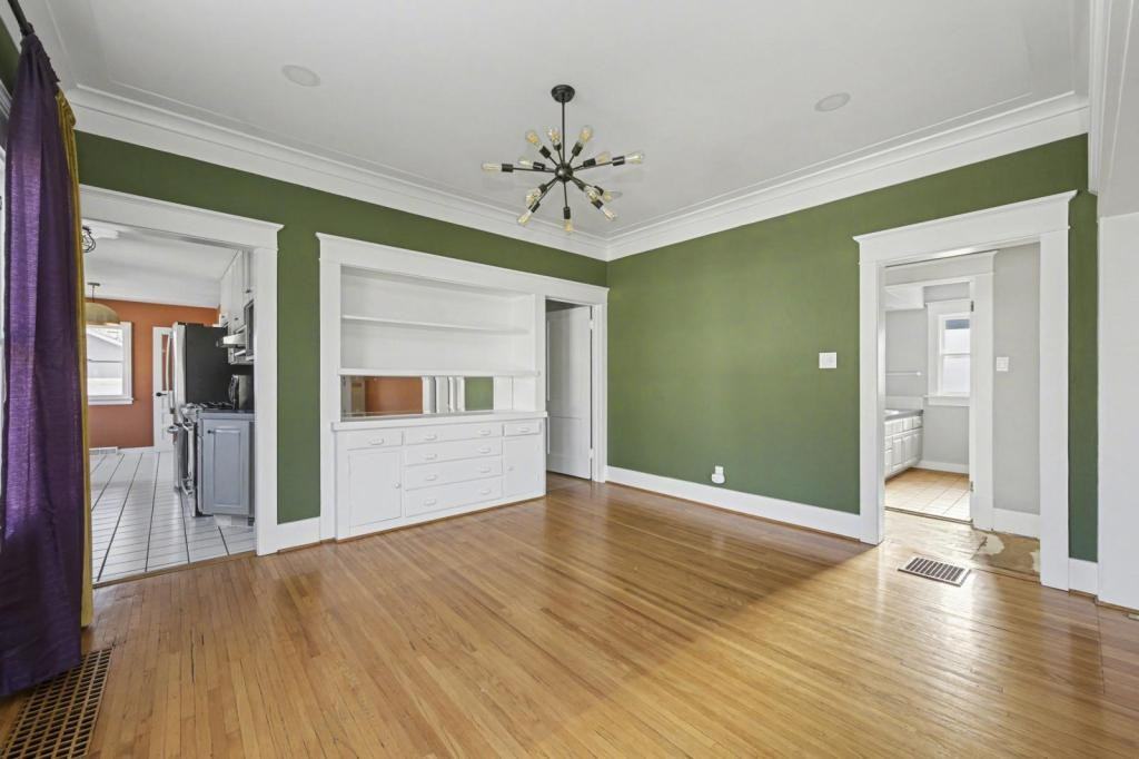 1846 12th St - Photo 6 of 19