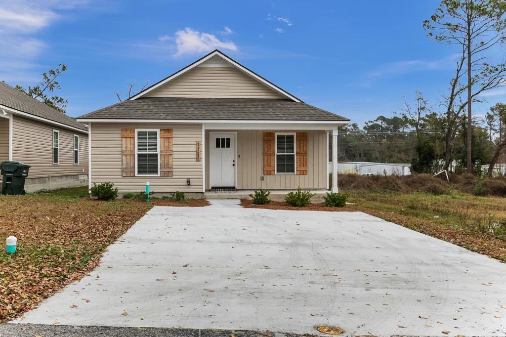 1522 Woodard St - Photo 3 of 35