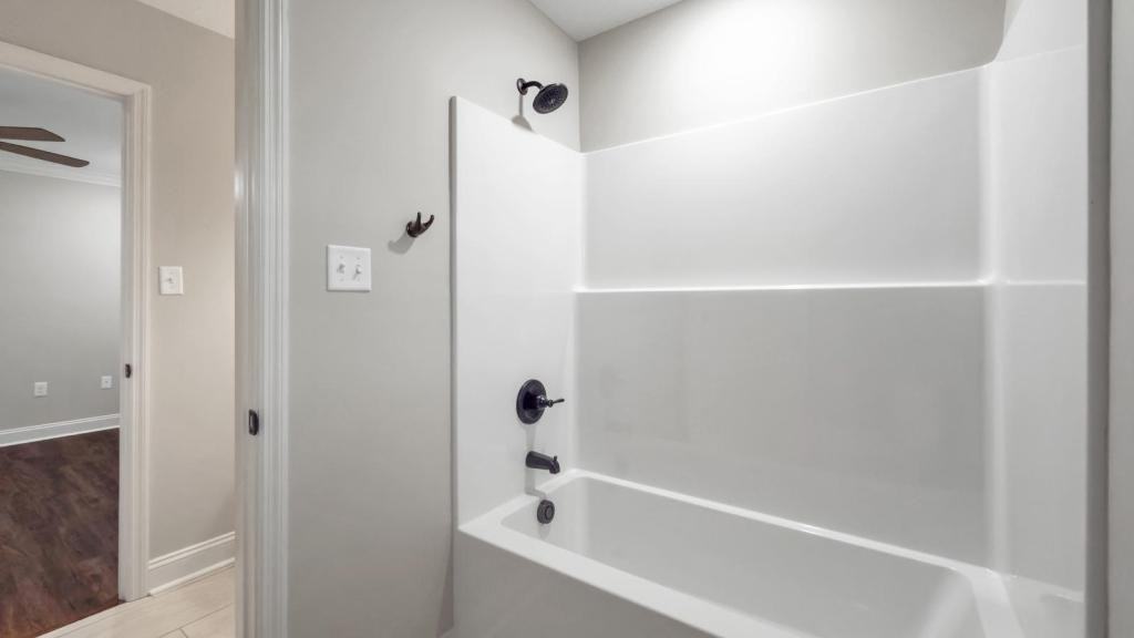 1522 Woodard St - Photo 6 of 35