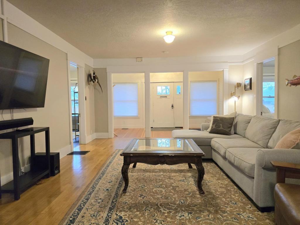 1010 N 7th St - Photo 6 of 28