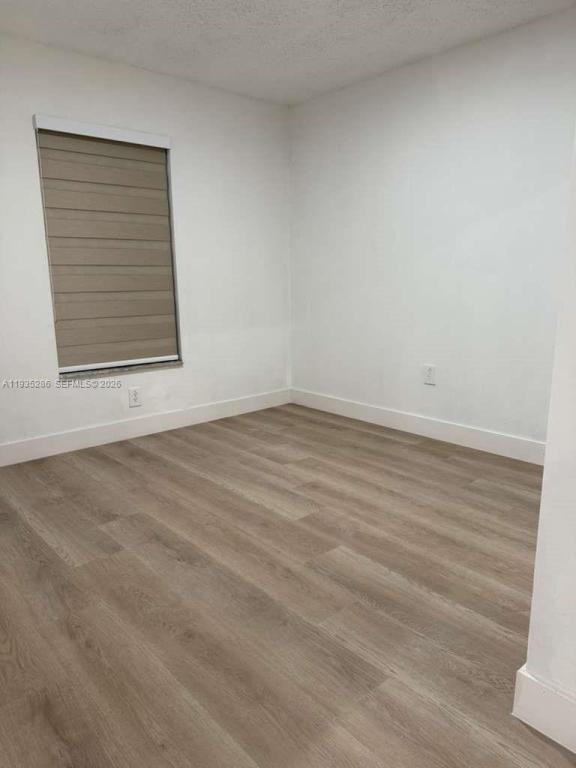 19415 Nw 33rd Ct - Photo 5 of 8