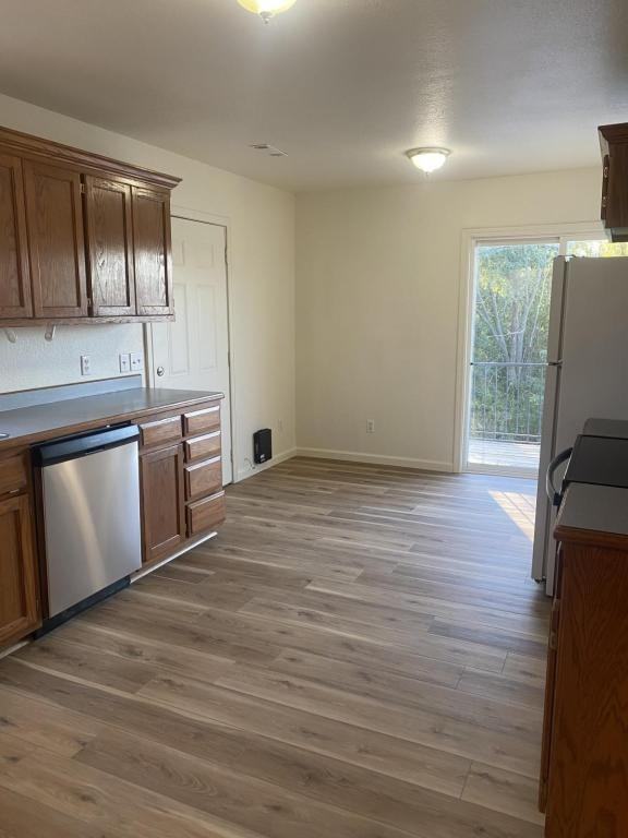 604 W Jackson St - Photo 2 of 11