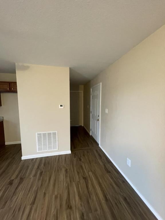 3043 Easy St - Photo 5 of 16