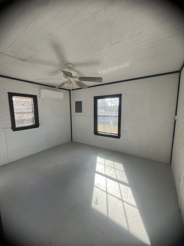 113 County Road 3192 #B - Photo 2 of 5