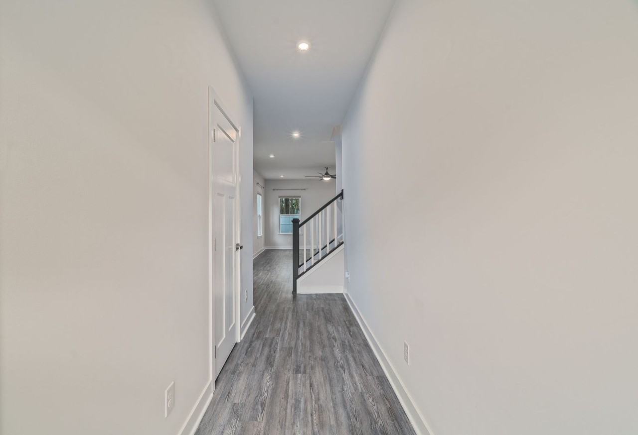 411 Grand Palm Ln #1 - Photo 5 of 37