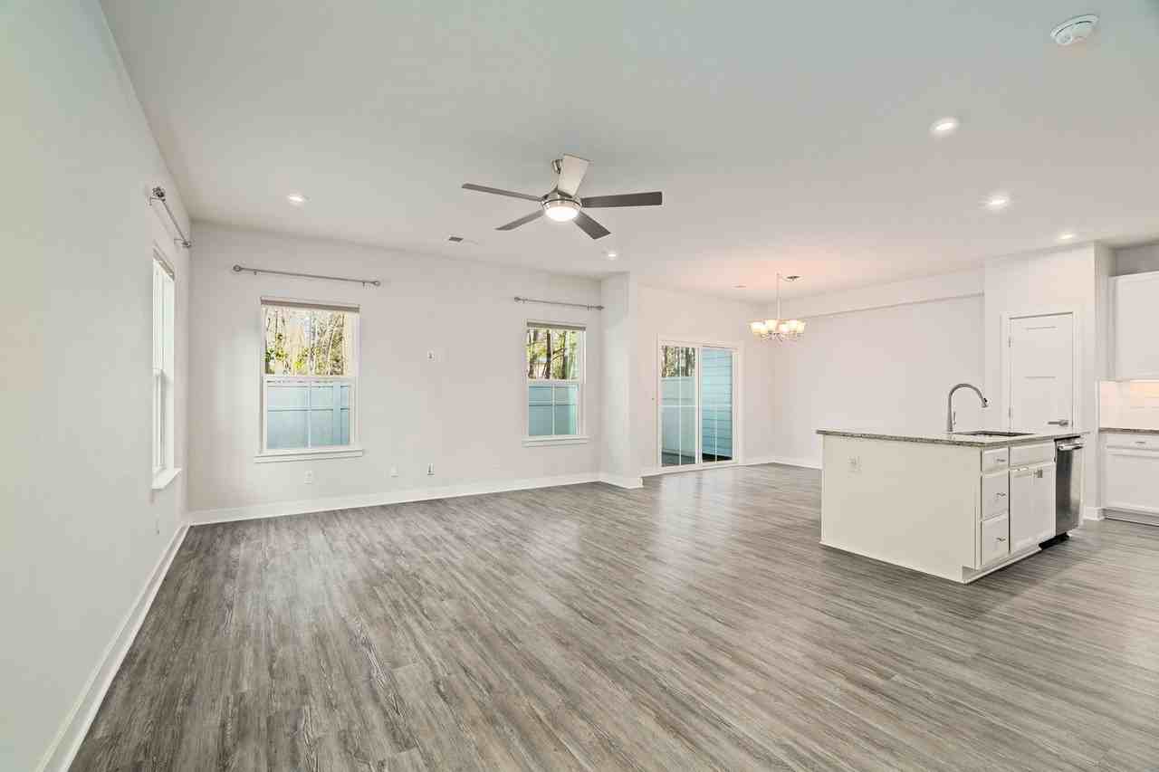 411 Grand Palm Ln #1 - Photo 7 of 37