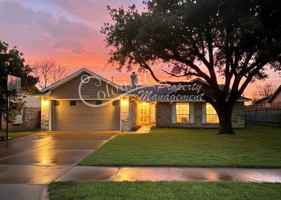 featured image of 3308 Edgewood Dr