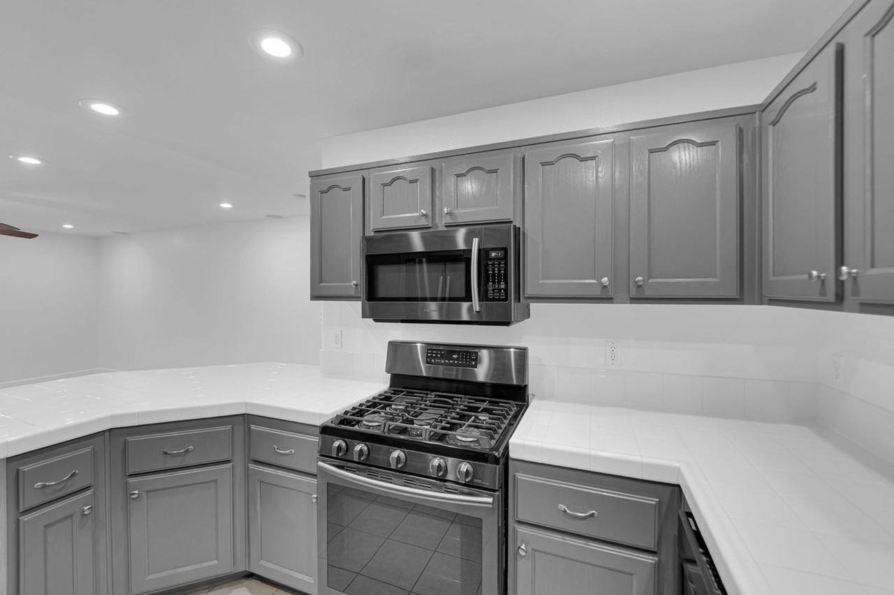 7294 Dicentra Rd - Photo 4 of 22