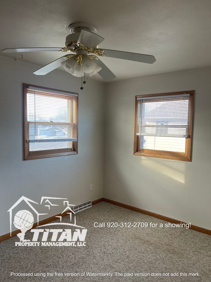 1919 E Pershing St #4 - Photo 7 of 11