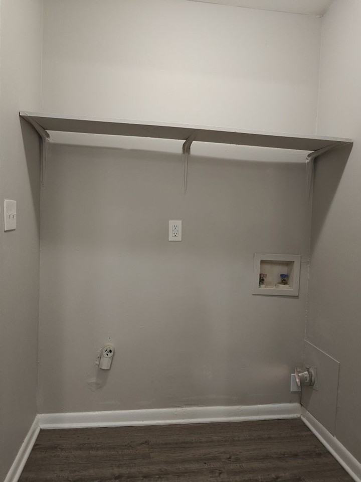 2517 Kensington Dr E - Photo 4 of 27