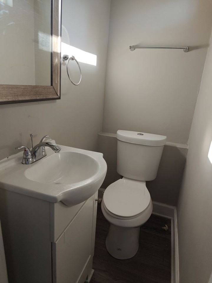 2517 Kensington Dr E - Photo 6 of 27