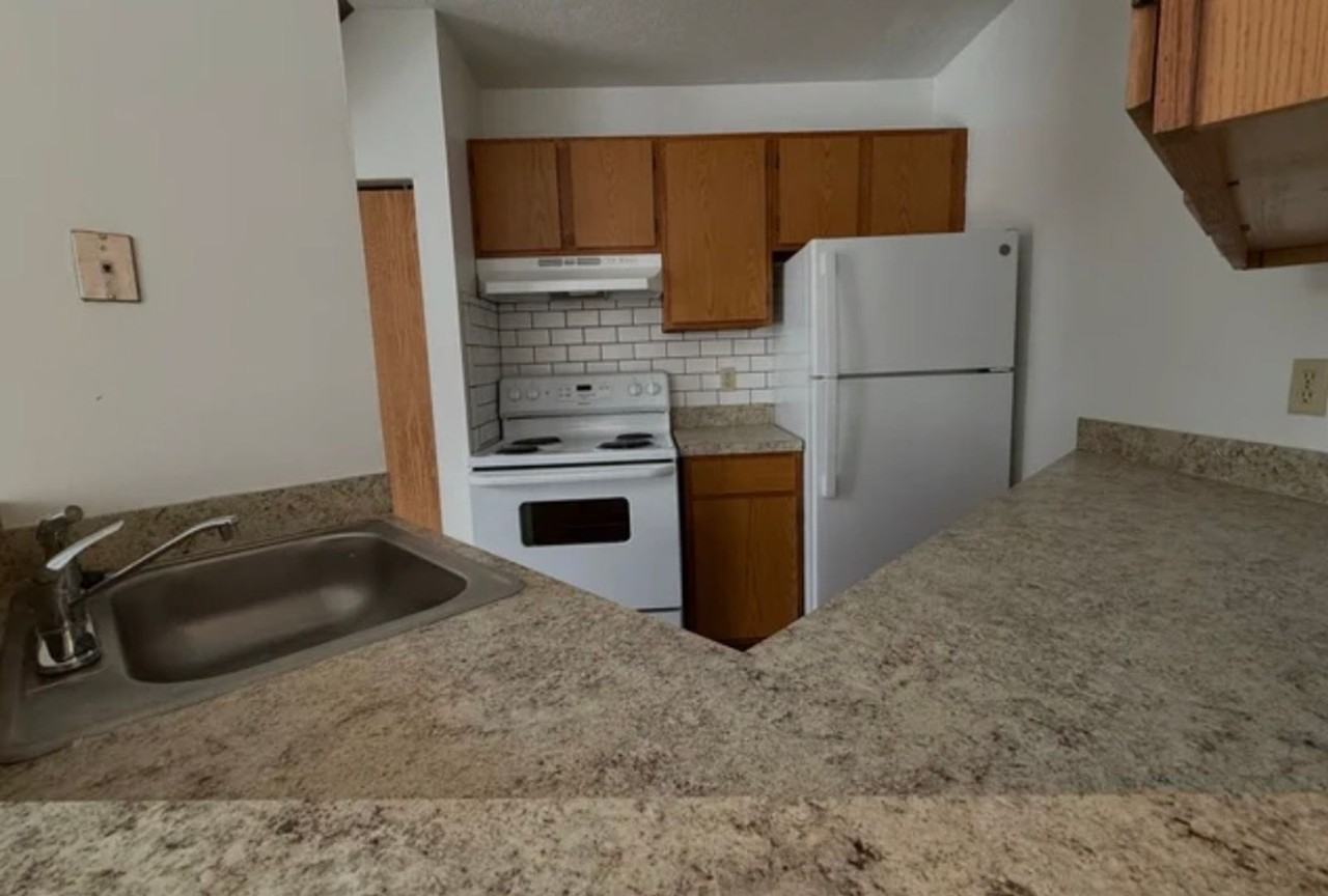 7430 Becky Ct - Photo 3 of 11