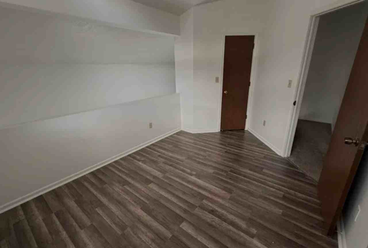 7430 Becky Ct - Photo 6 of 11