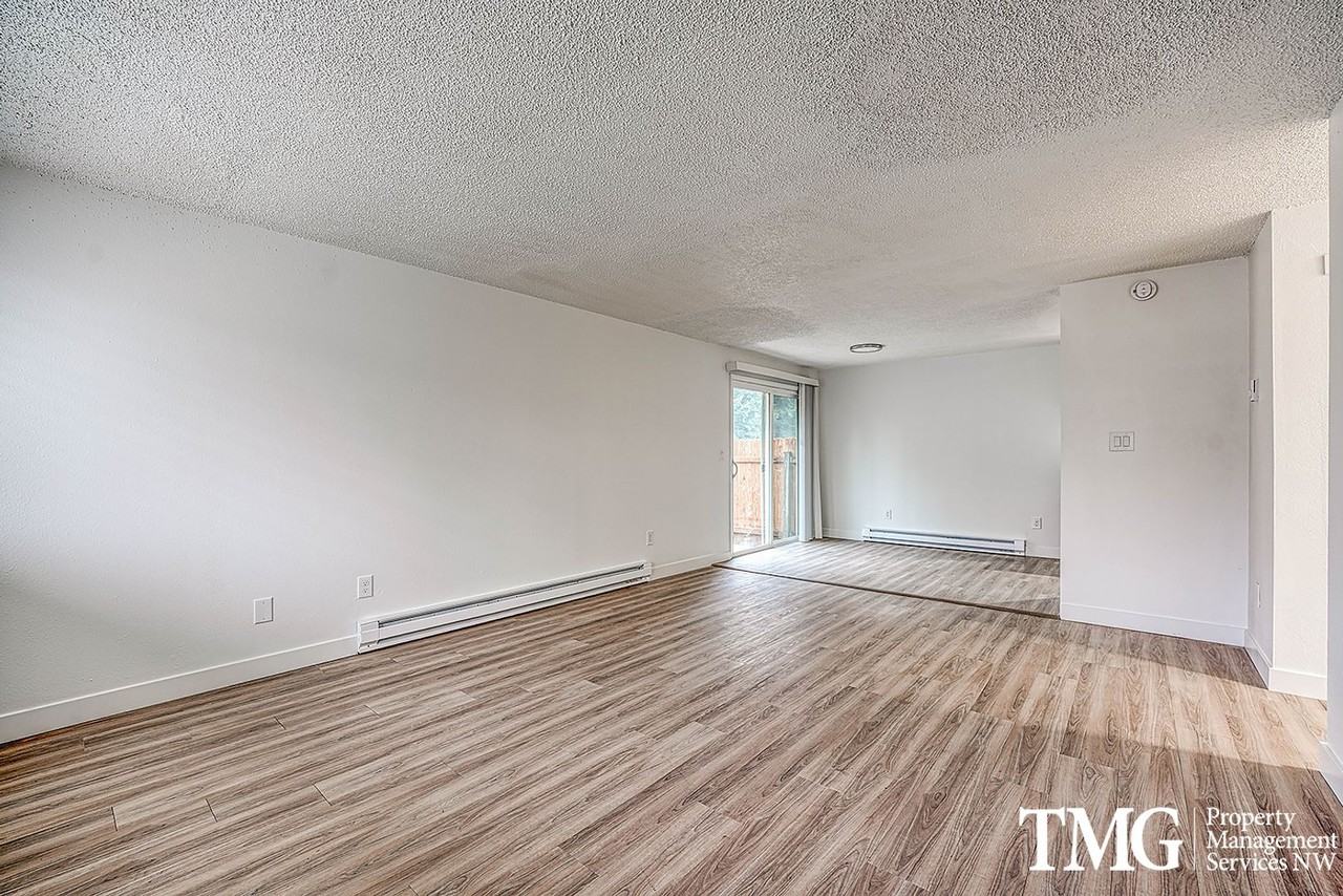 3505 K St #A - Photo 5 of 19