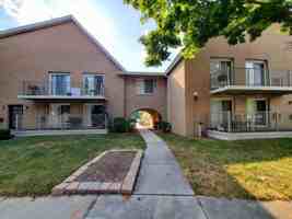 featured image of 427 S Hawley Rd