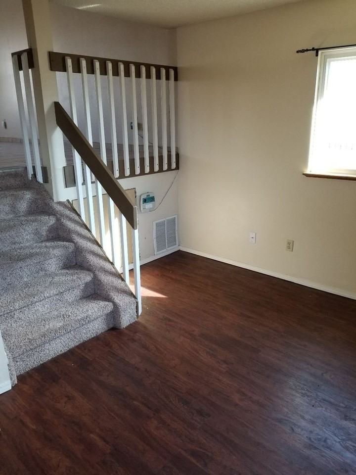 1450 Ride Ln - Photo 4 of 8