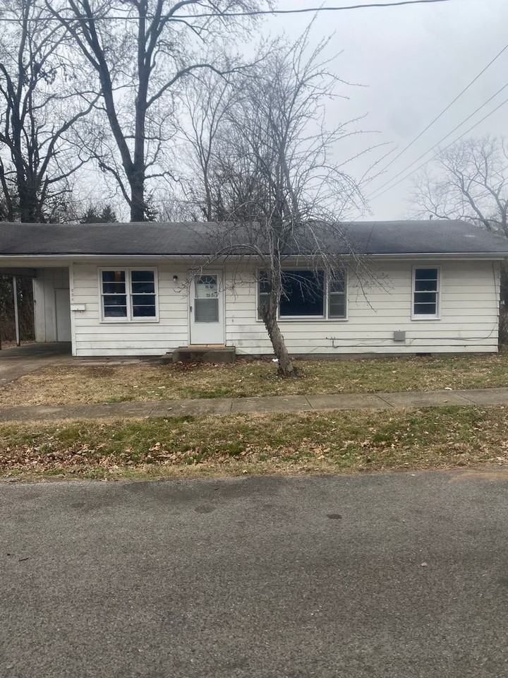 524 524 N. Allyn - 524 N. Allyn - Photo 2 of 15